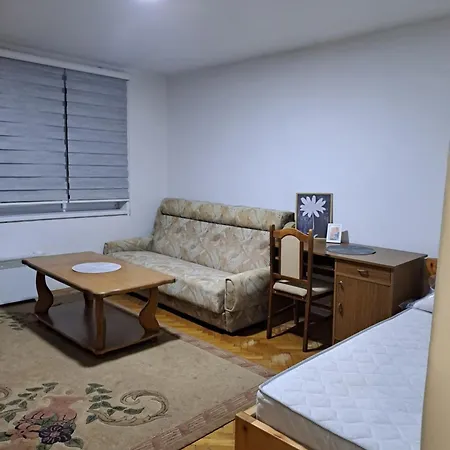 Stan Na Dan-foca Apartmán